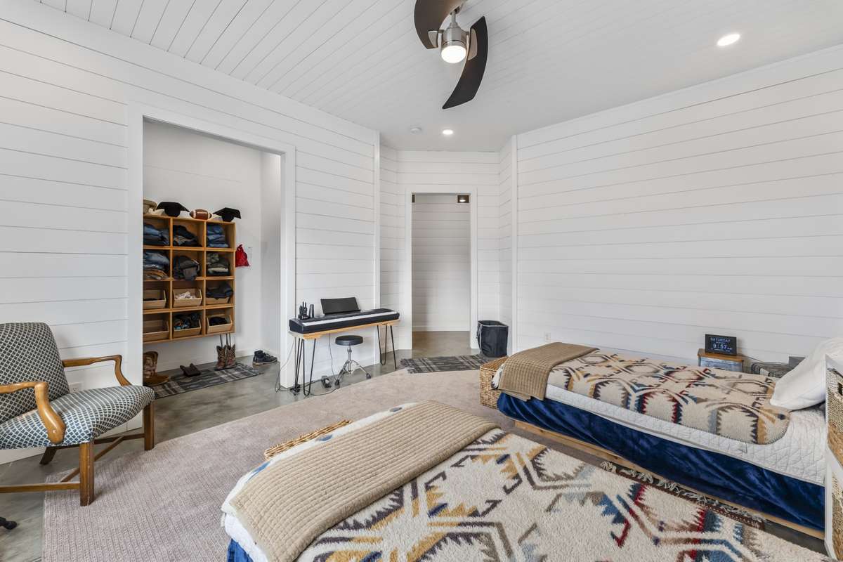 Bedroom #2