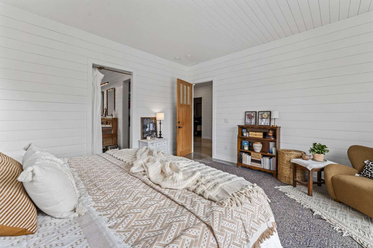 Master bedroom