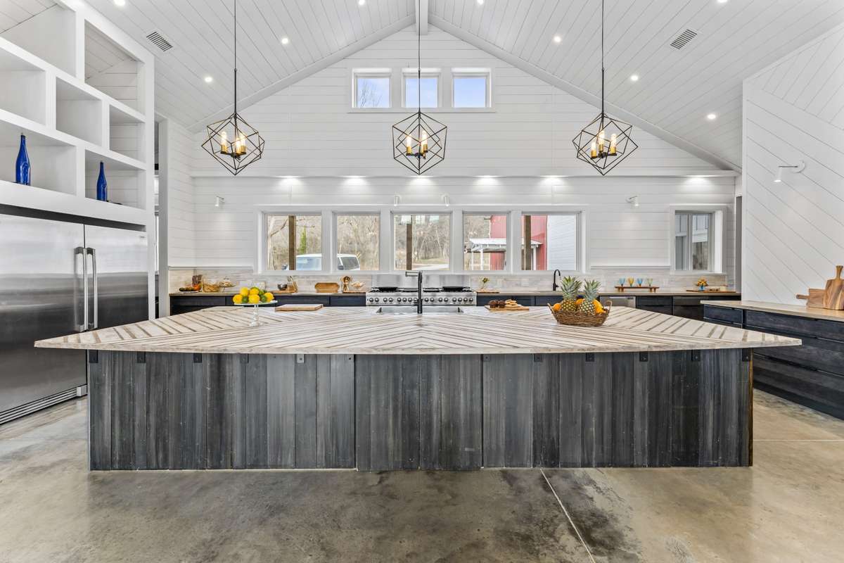 15x7 kitchen island