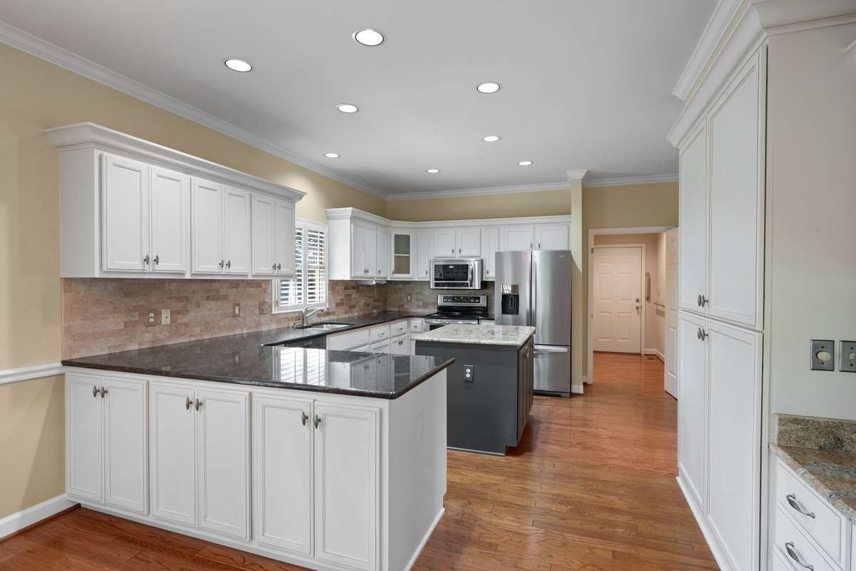 Kitchen with Island & Pantry