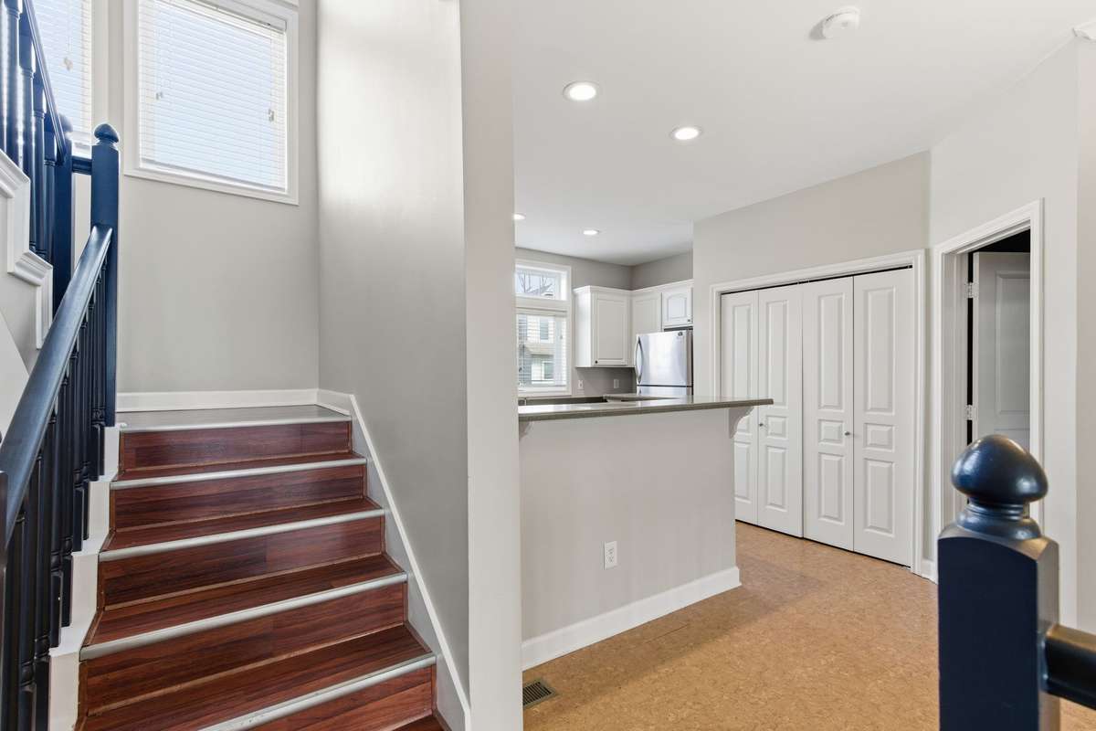 Let's head to the top level where the primary bedroom, bath and flex space awaits