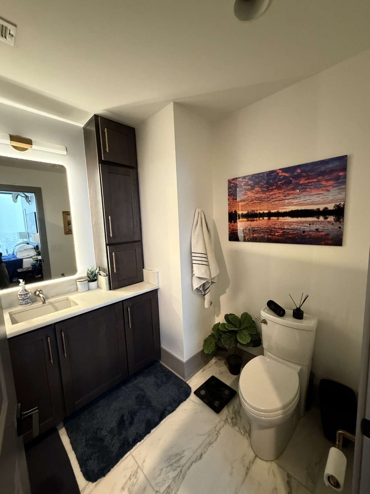 secondary bedroom bathroom
