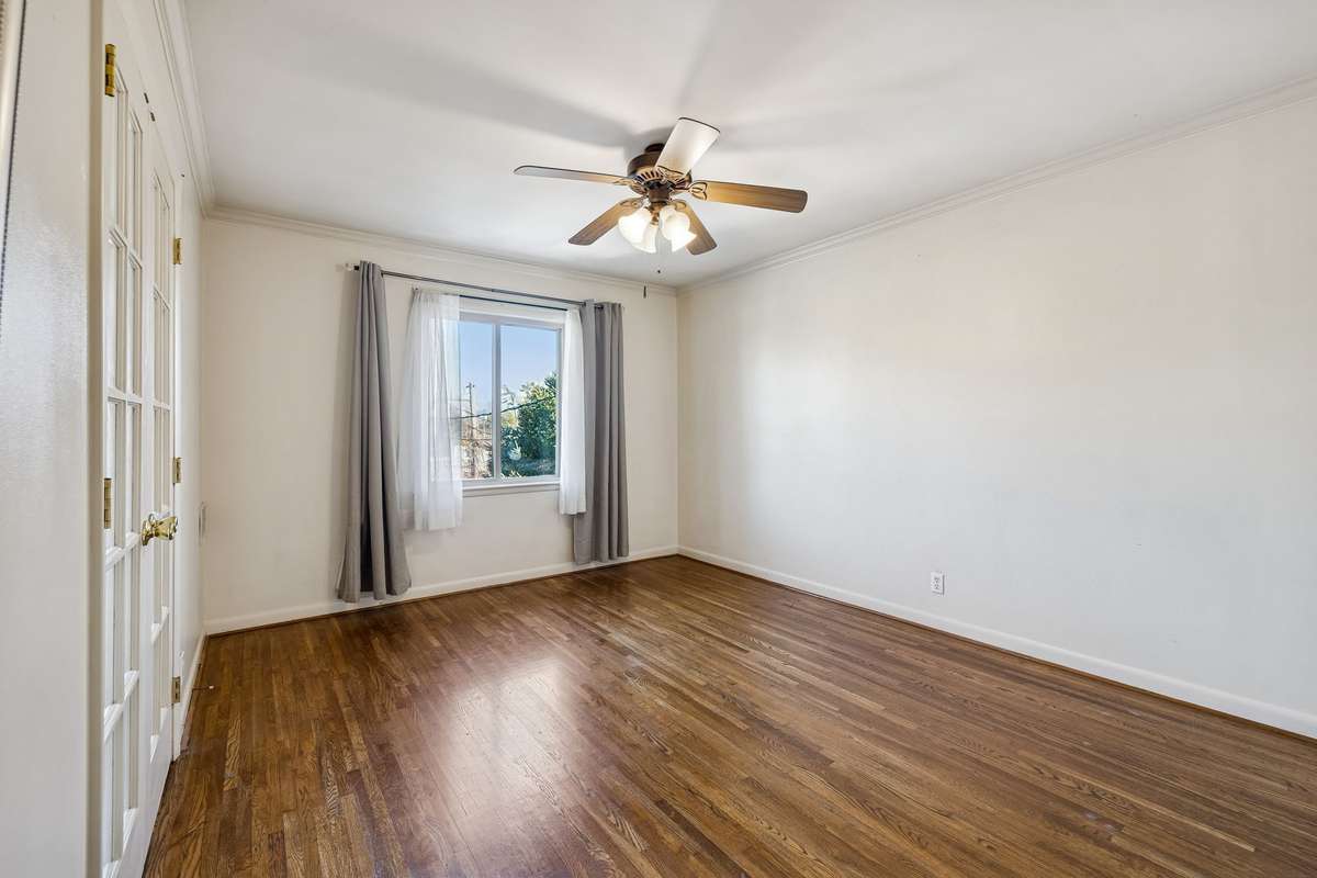 Actual Bedroom with a big window