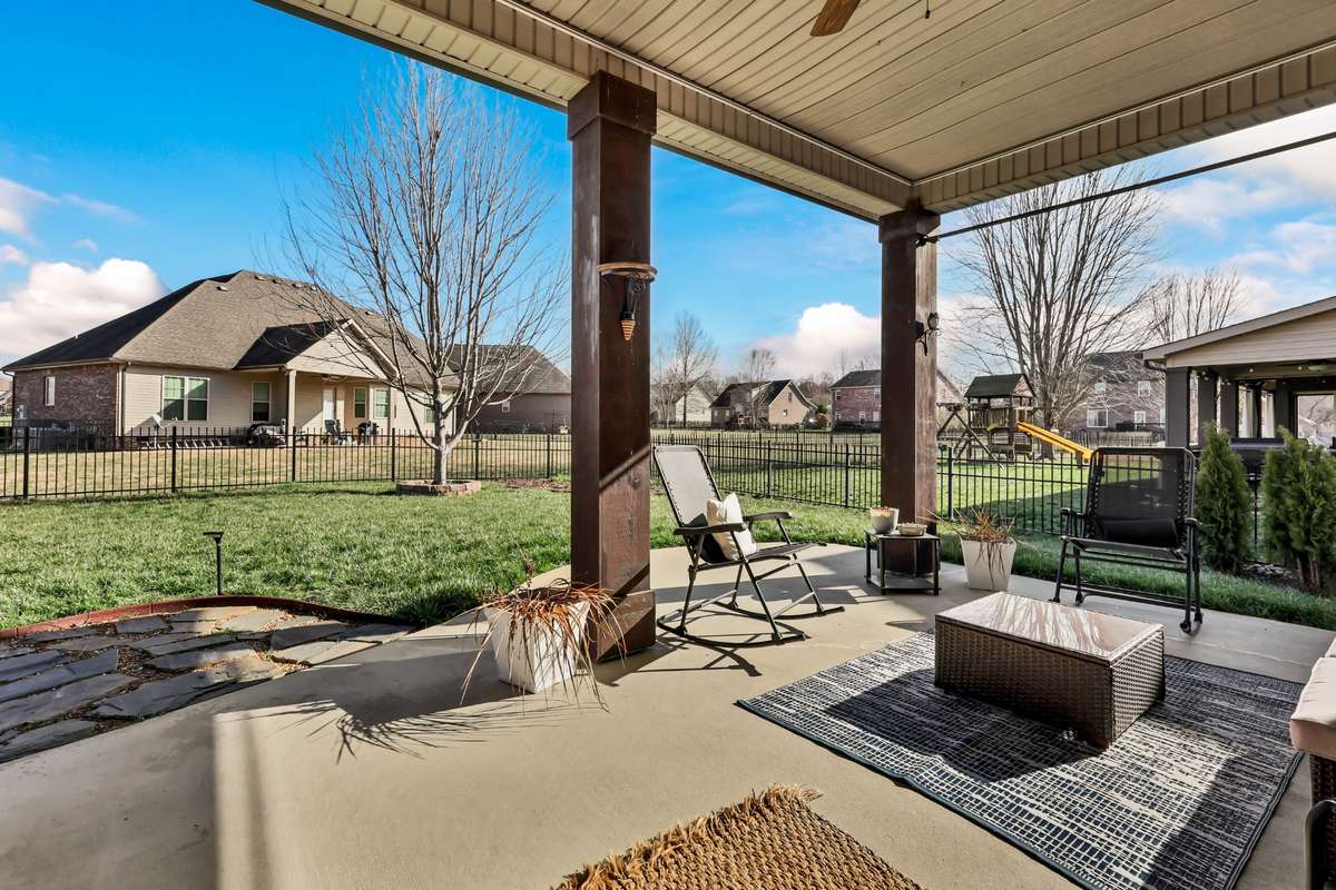 COVERED PATIO FOR OUTDOOR LIVING AND ENTERTAINING