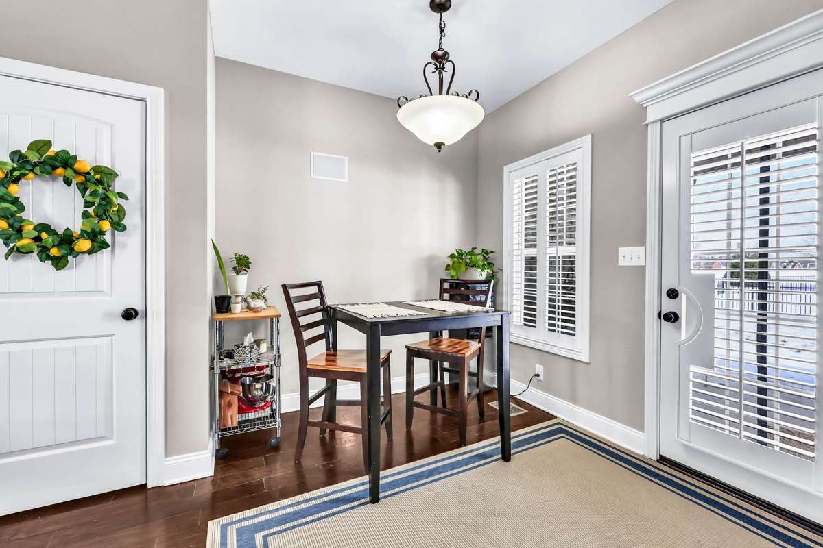 BREAKFAST NOOK W/ VIEW OF THE BACKYARD