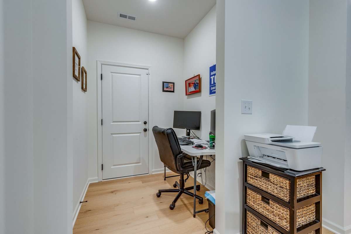 Drop Zone/ Desk