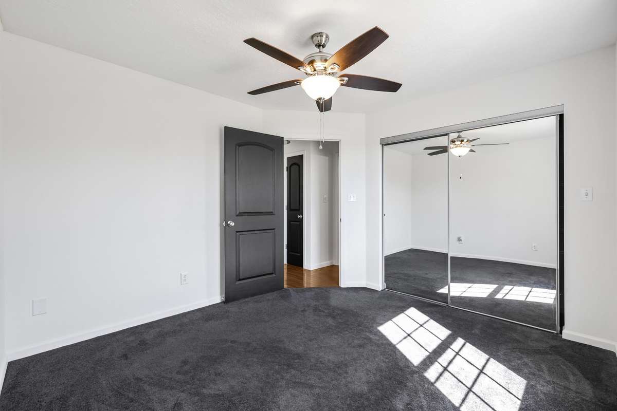 Upstairs bedroom with upgraded luxury carpet and pad