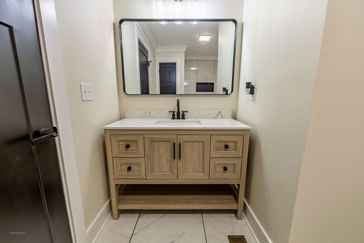 Full bathroom