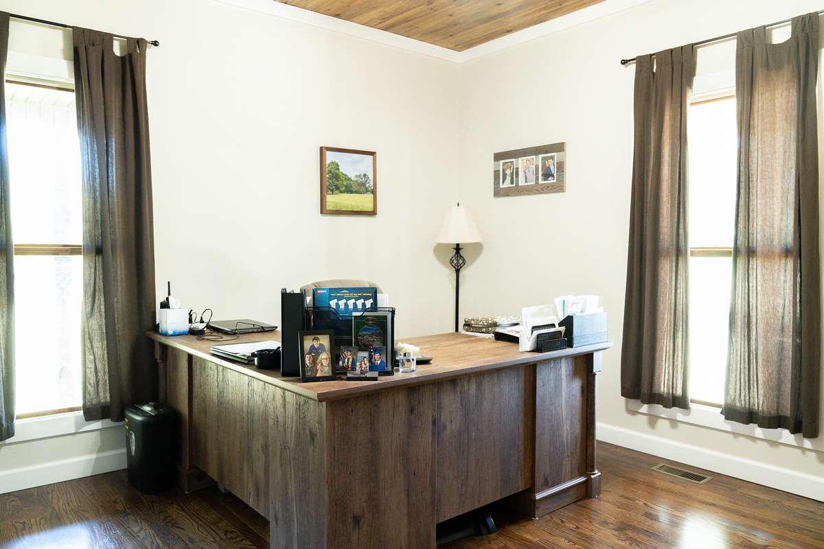 Guest bedroom