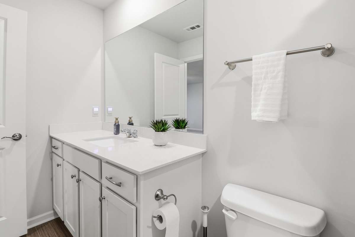 Upstairs full bath