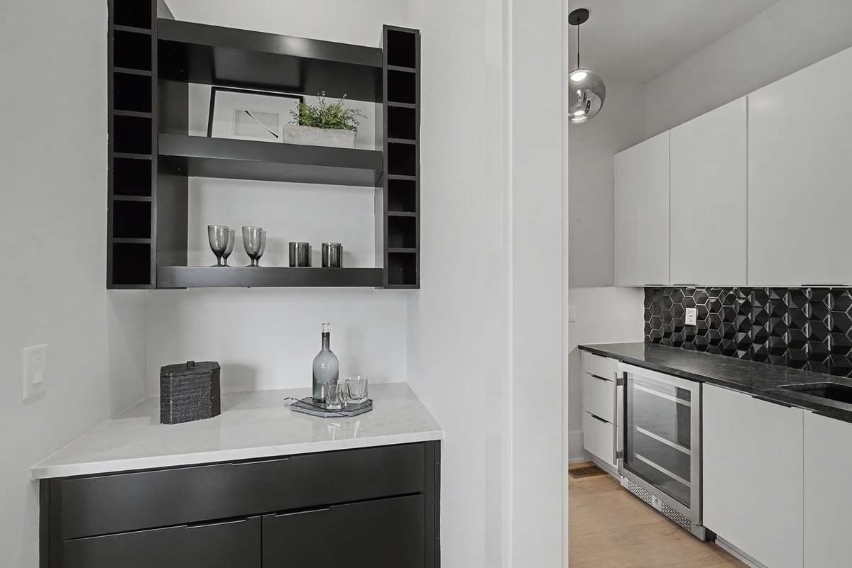 Dining room buffet area is attached to the butler's pantry.  Entertainer's dream!