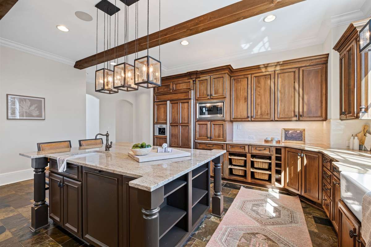Cook and entertain in style with this spacious kitchen, seamlessly connecting to the living areas.