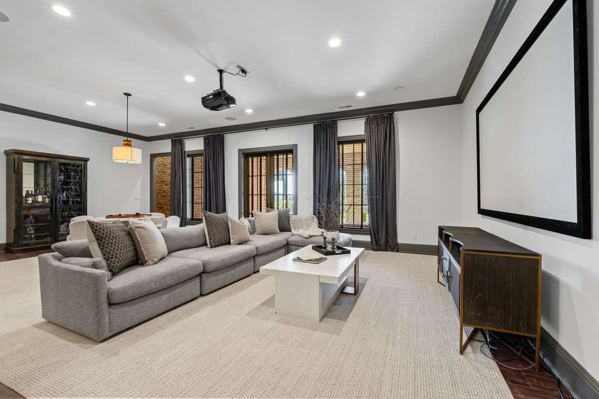 Your private theatre awaits!