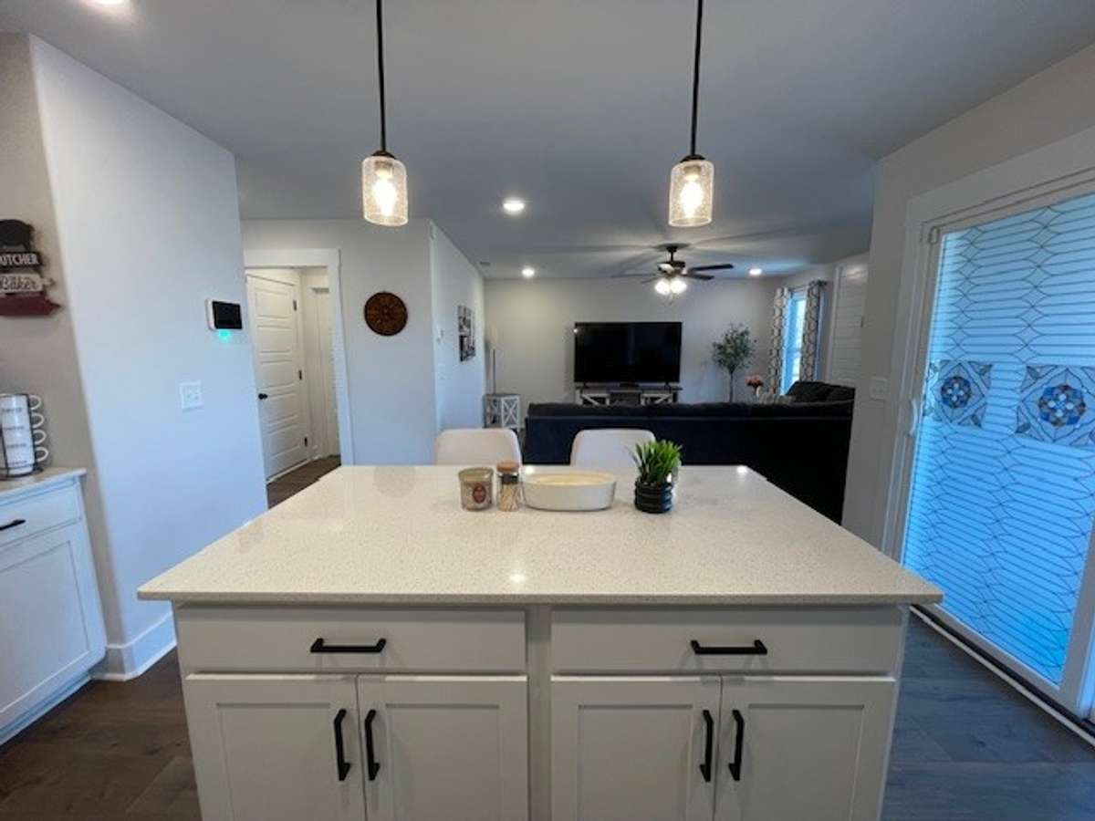 Eat at Bar in Kitchen granite top