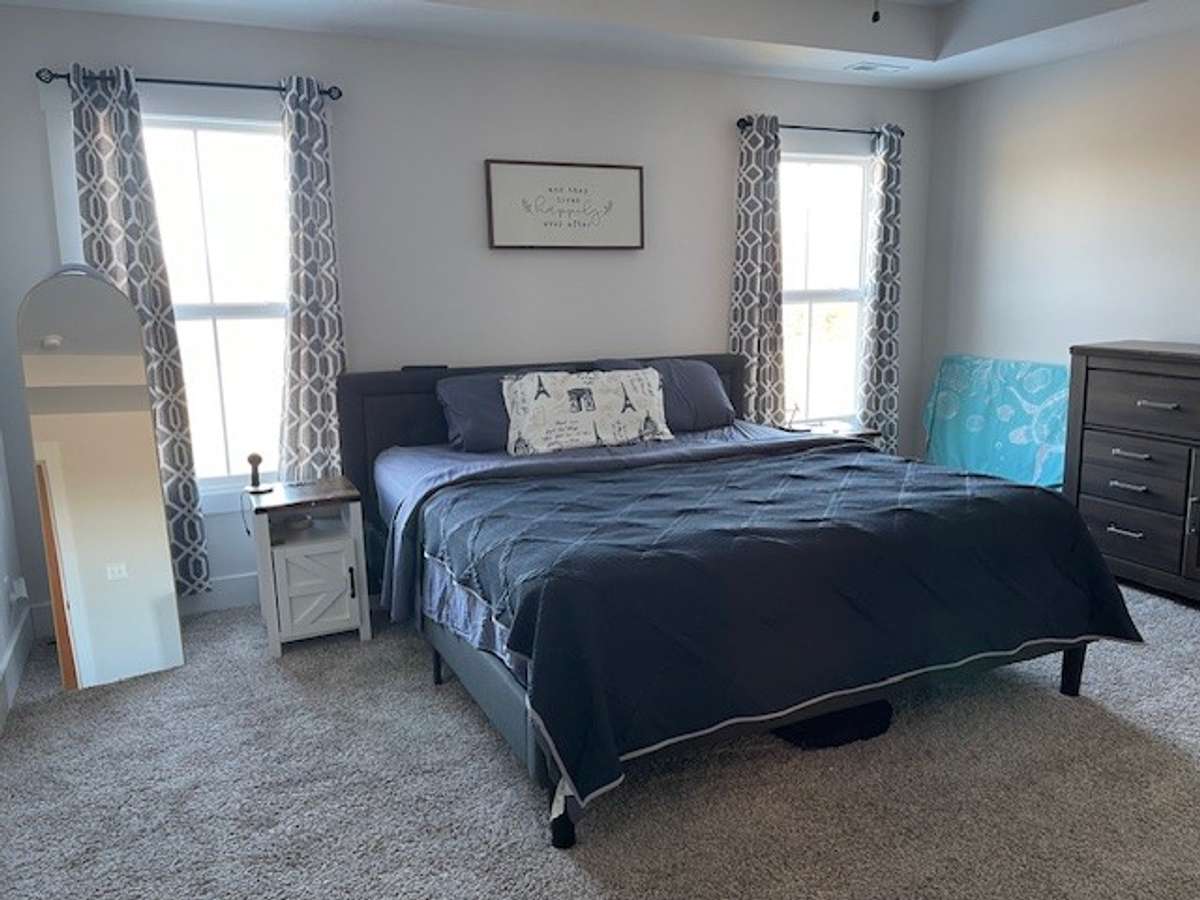 Master shown can fit  King Size bed.