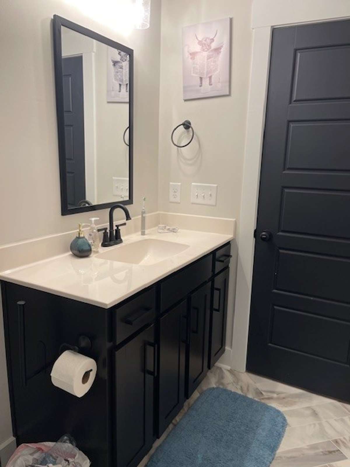 Hallway Bath upstairs