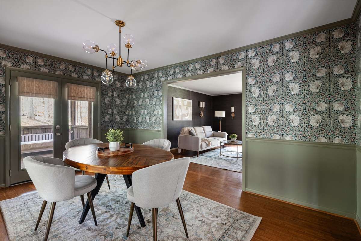 Designed for entertaining, this dining room flows beautifully to the outdoor living space—perfect for taking gatherings inside and out.