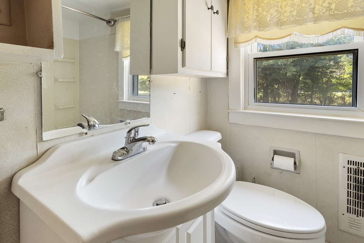 Full Bath