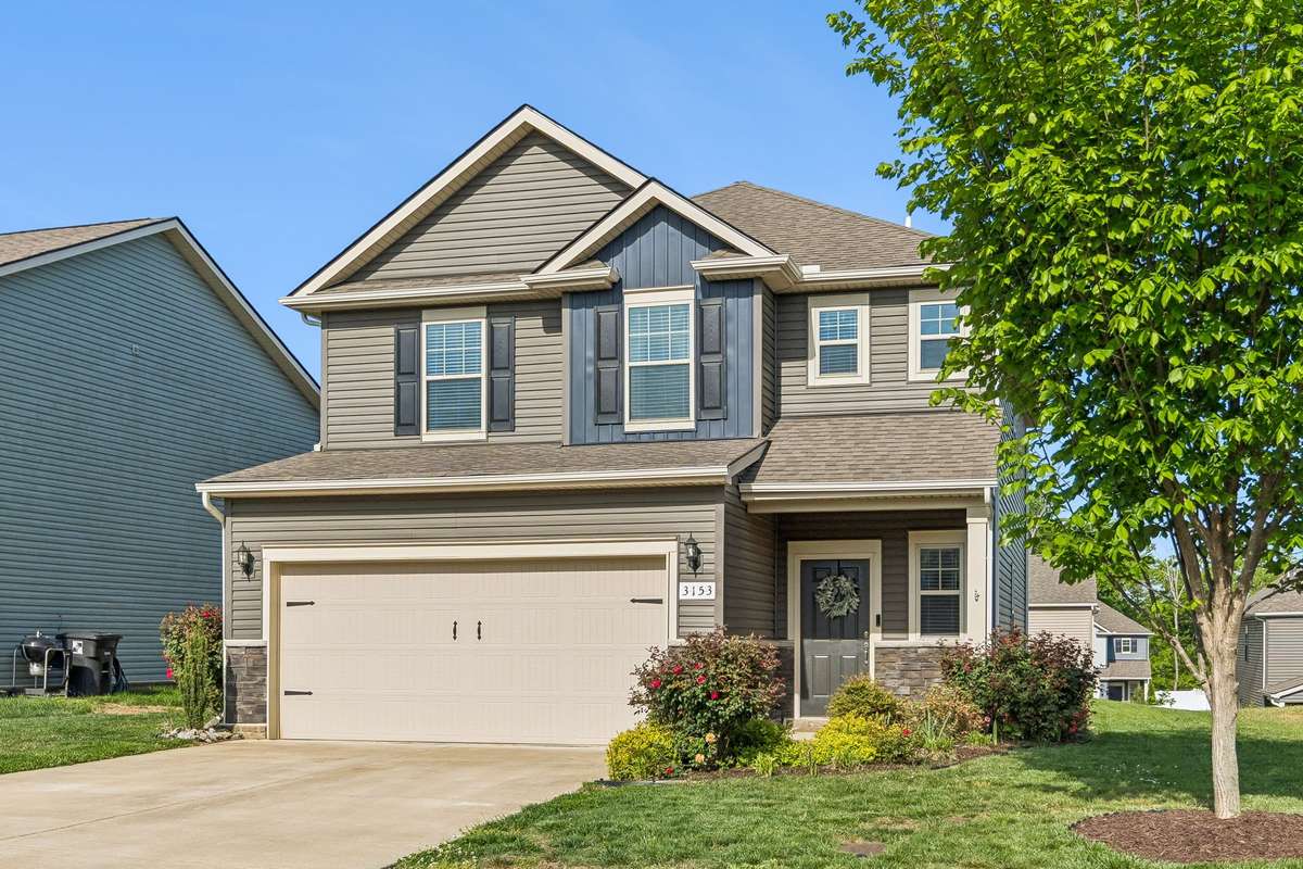Welcome Home to 3153 Chaplins Trace, Columbia, TN!