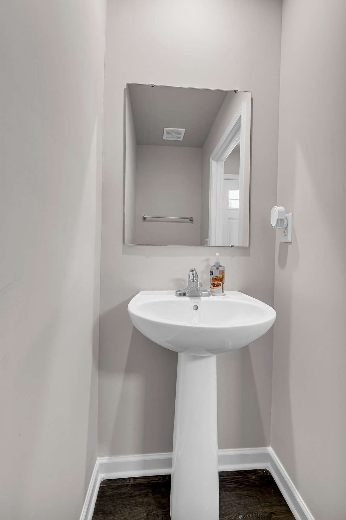 1/2 Bathroom-Main Floor