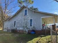 Left side of home-needs repairs