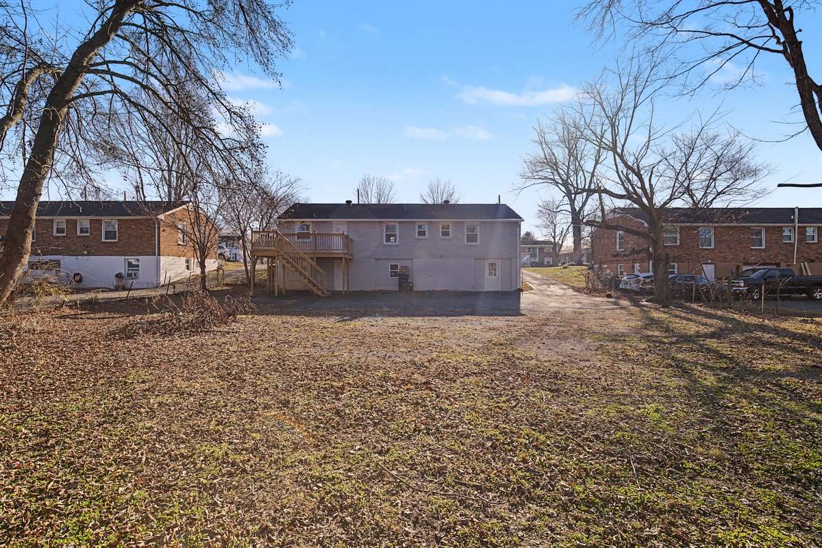 Large Partially Fenced backyard!