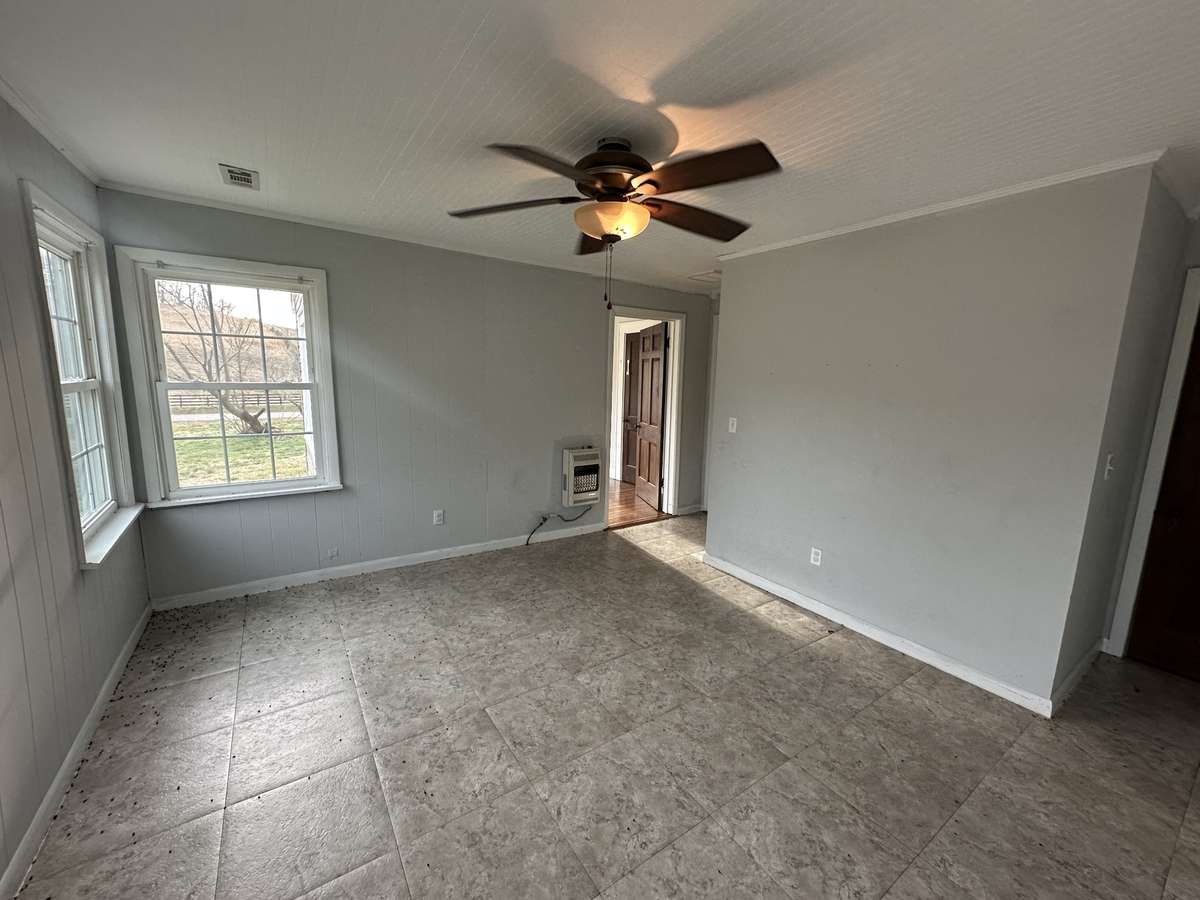 3rd bedroom.