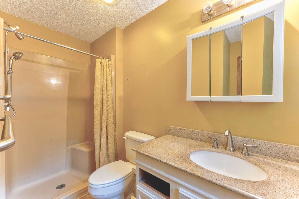Primary bath