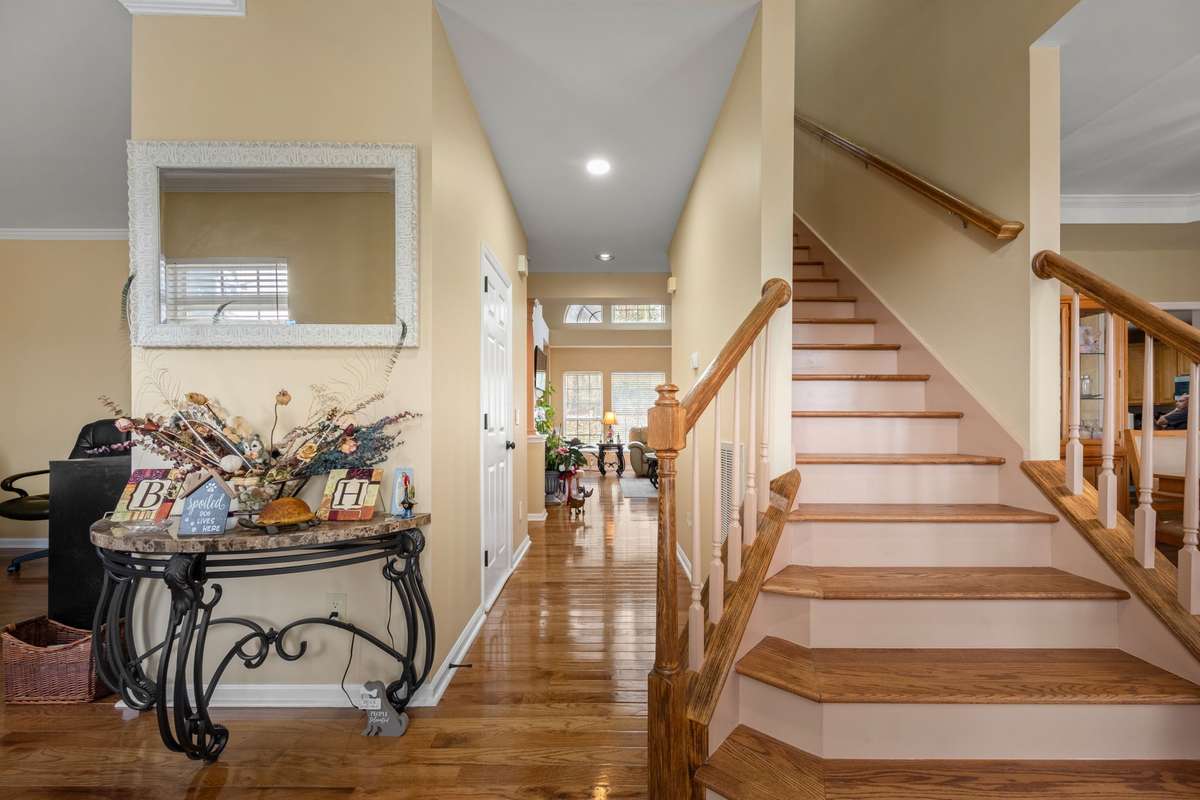 Large foyer with Flex space just to the left. Perfect for an office or secondary family/media room