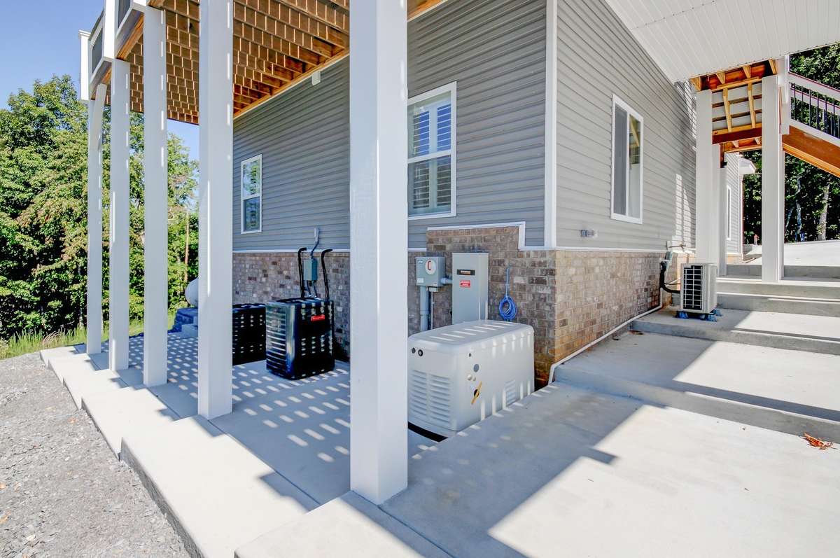 Whole home generator and private well!