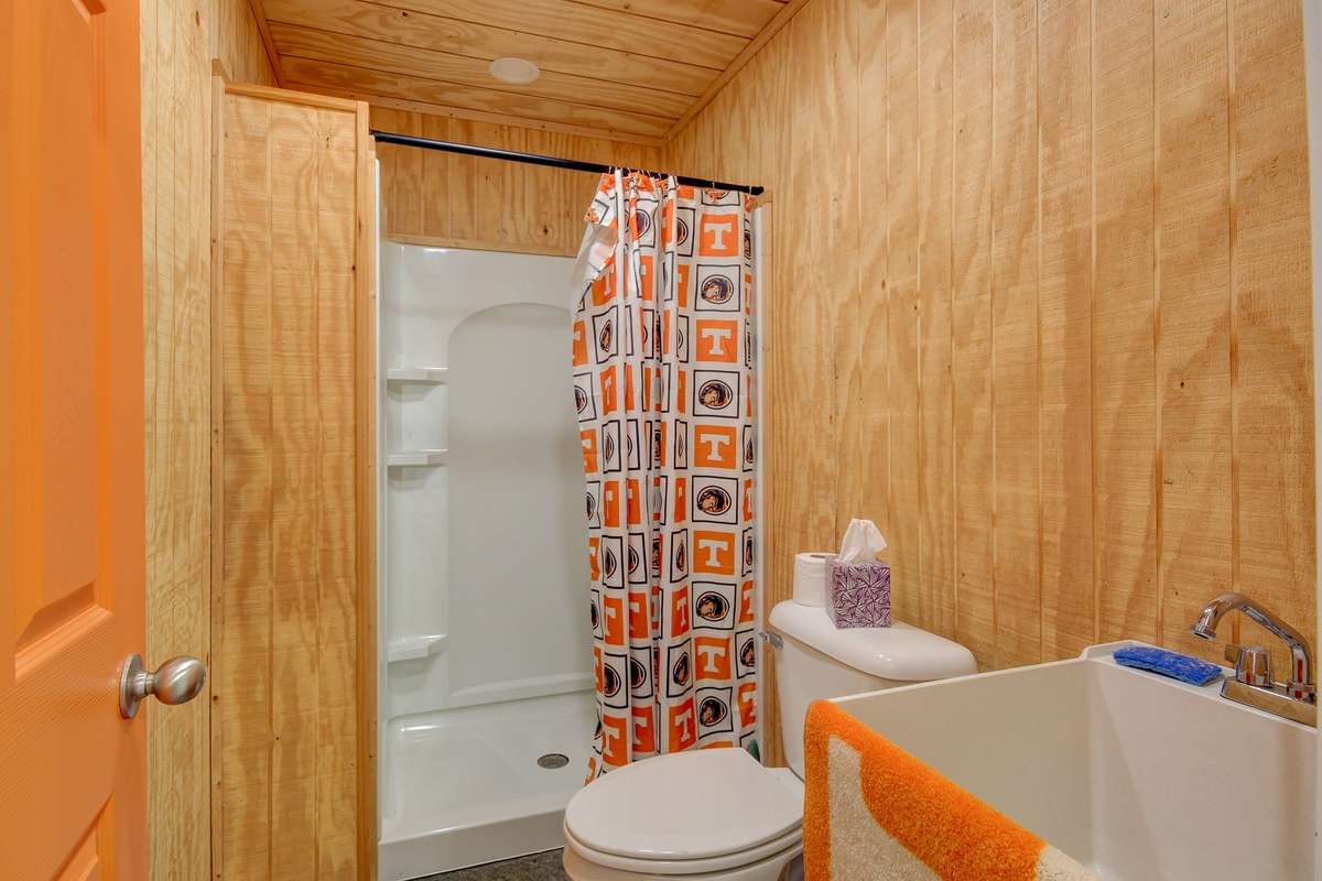 Full bathroom in garage