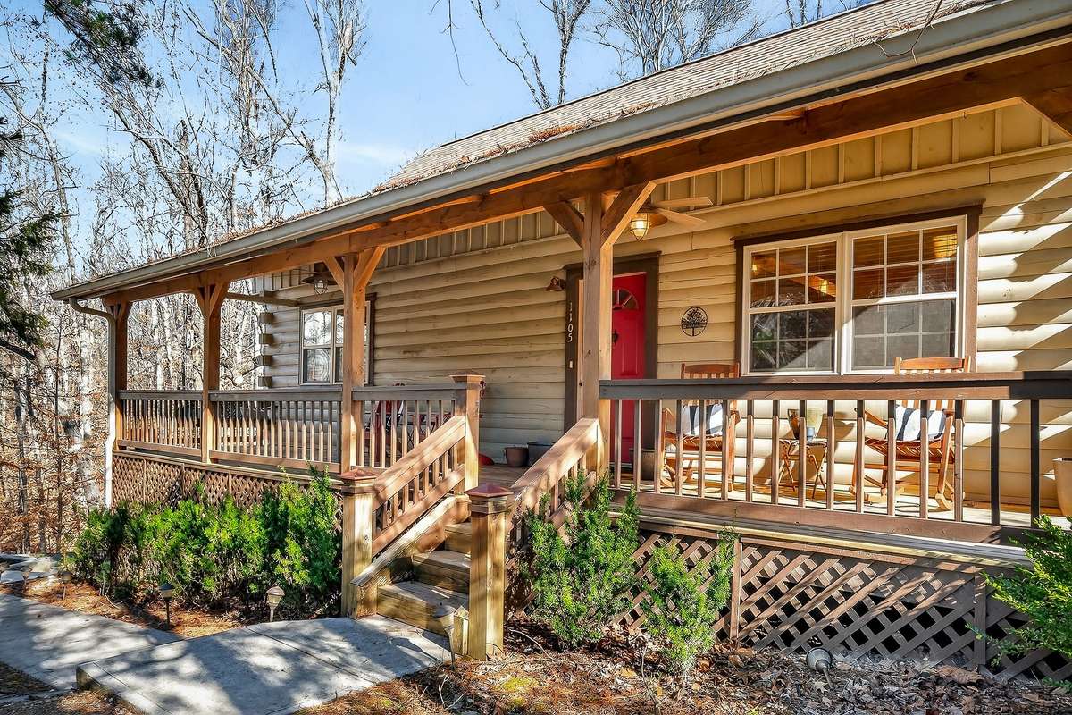1105 Fairways Drive located in highly desirable Four Seasons Resort on Center Hill Lake.