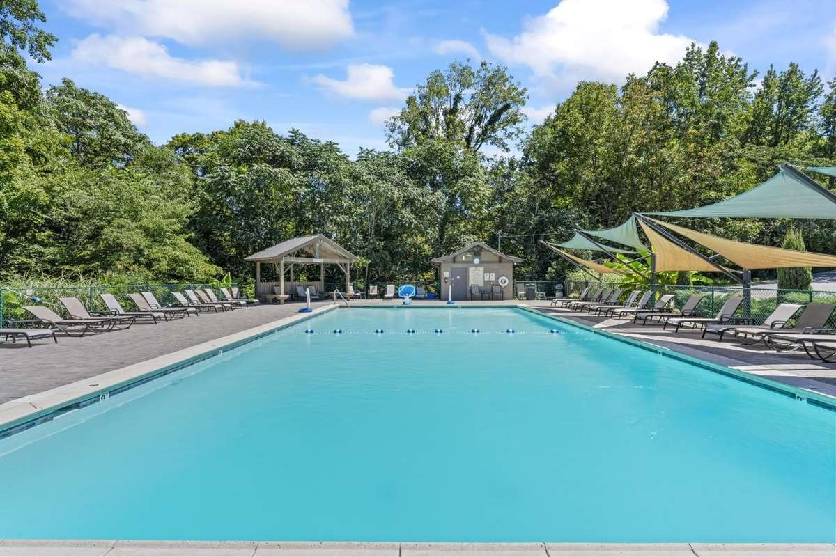 Beautiful Four Seasons pool.
