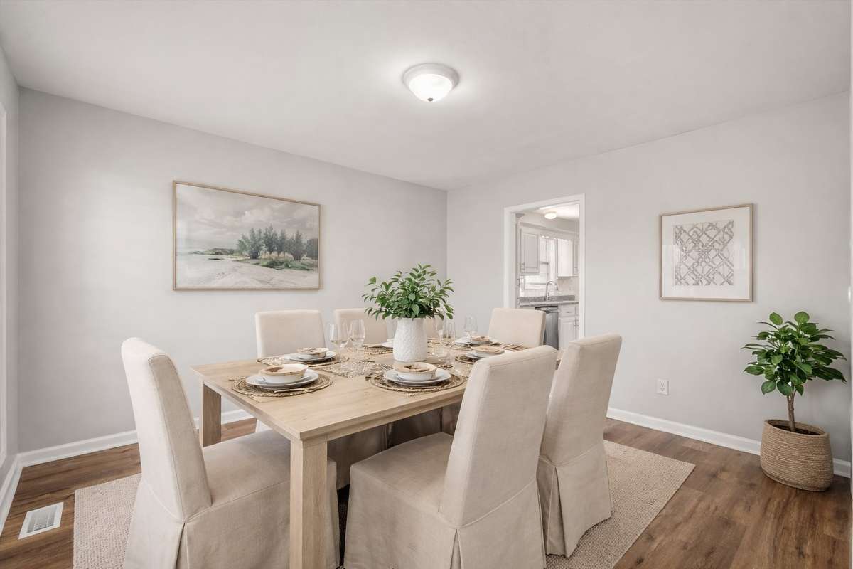 Virtual Staged Dining