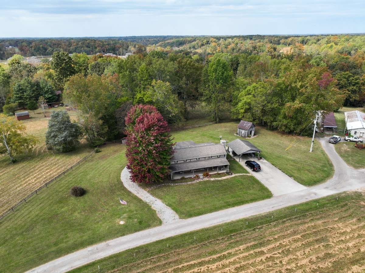 Beautiful Tennessee Property with 14.5 acres!