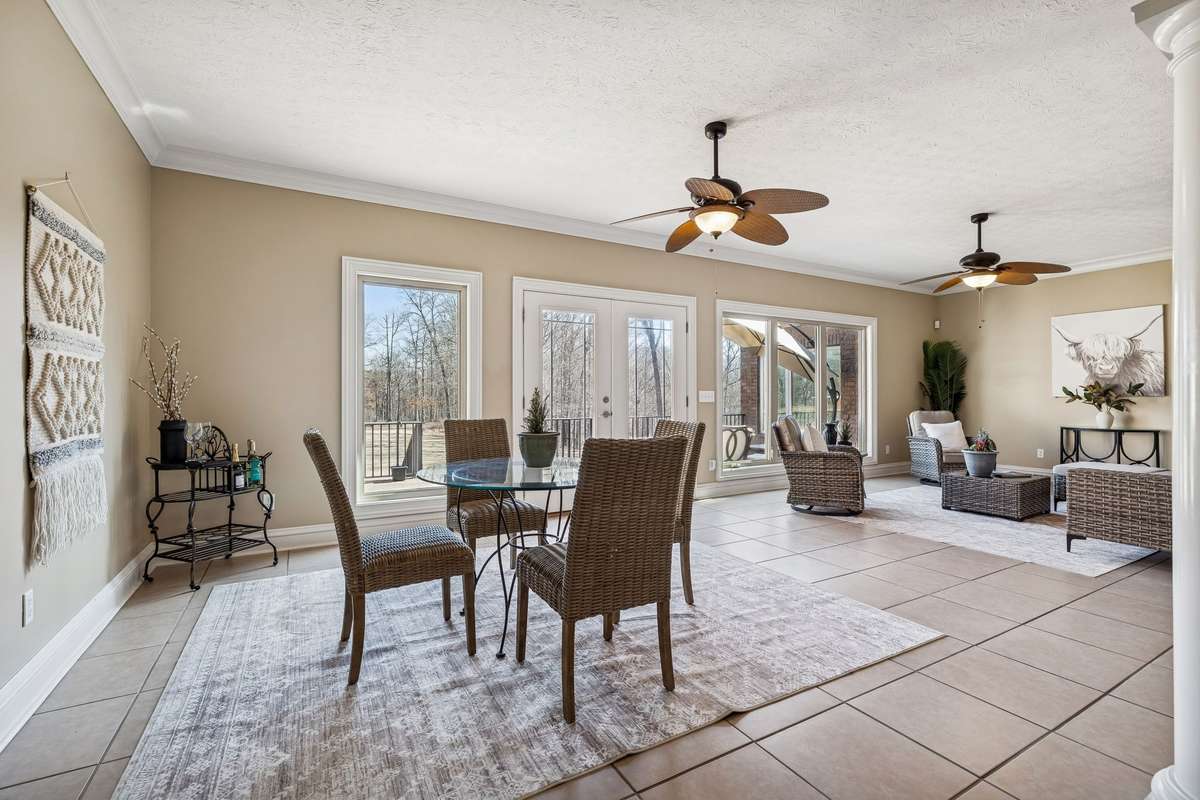 Tile Flex room or Keeping Room overlooks backyard!