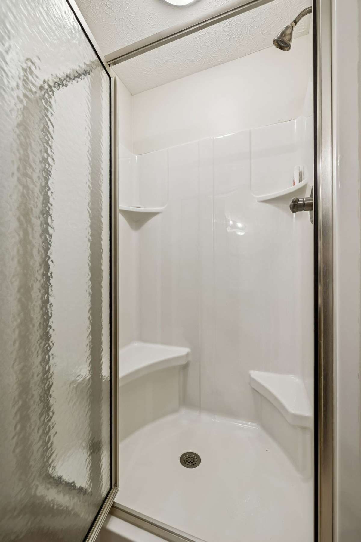 Full Bath Upstairs Shower