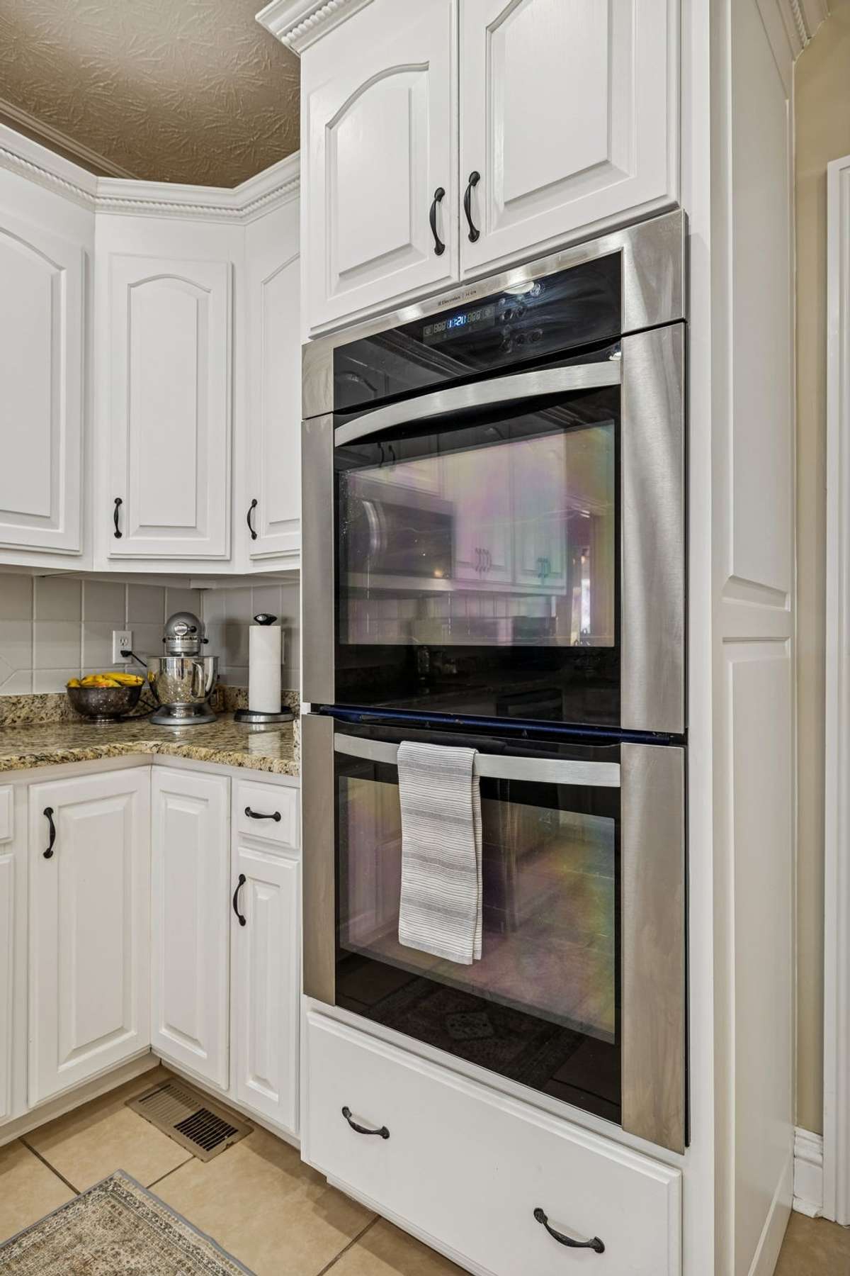 Double Ovens both are optional convection ovens