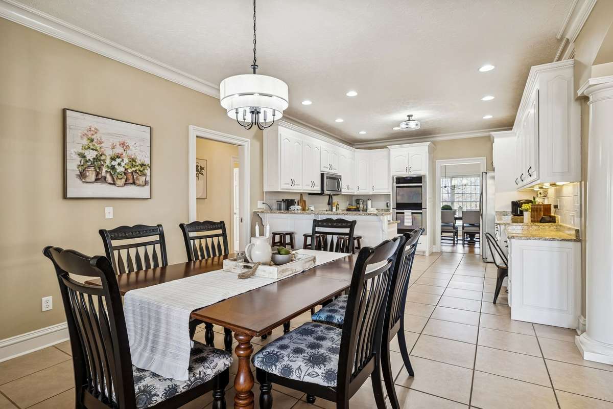 Casual Dining space adjoins the kitchen