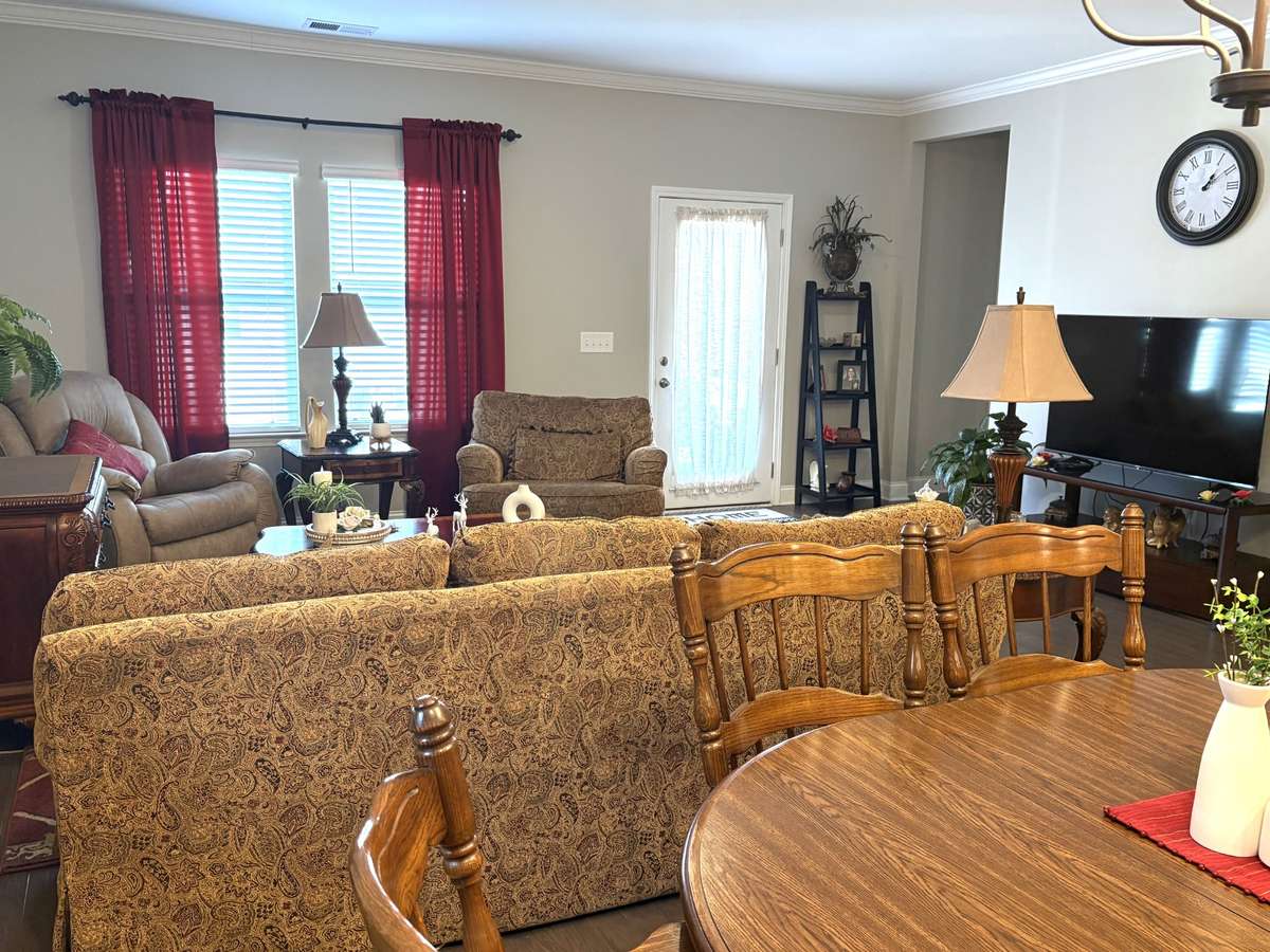 Kitchen & Living Room