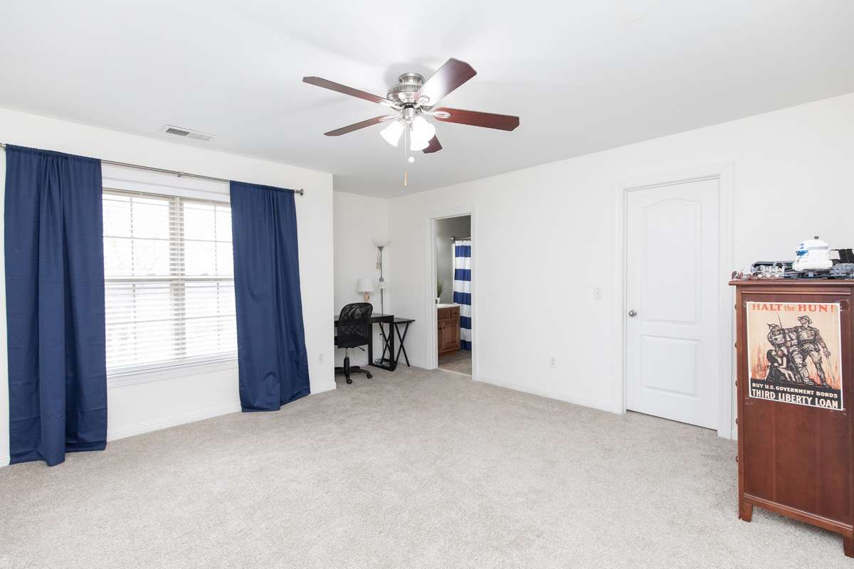 Bed 4 also oversized and has walk in closet and full private bath