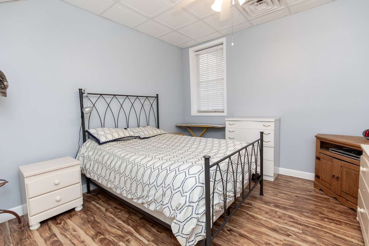 Bed 5 is in the basement. Has closet and full bath is right across the hall.