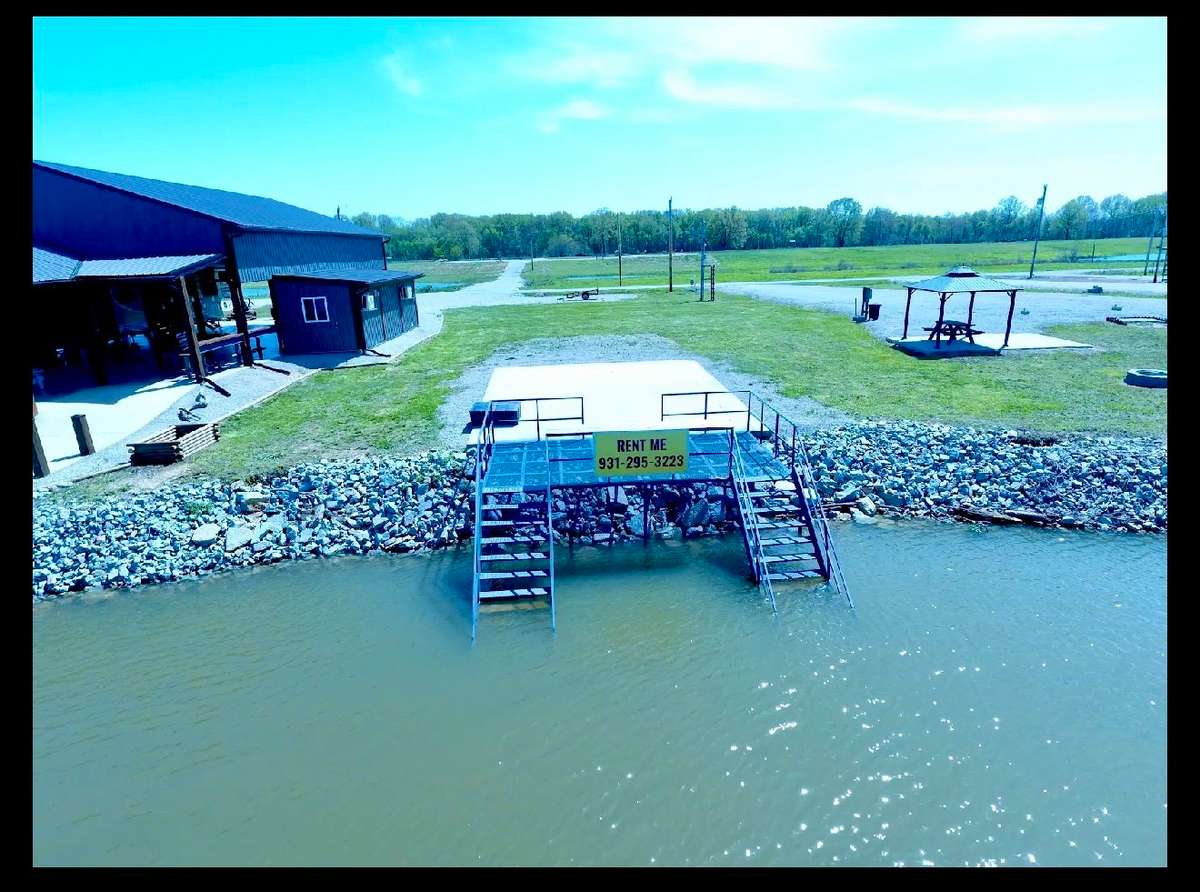 Lot 212