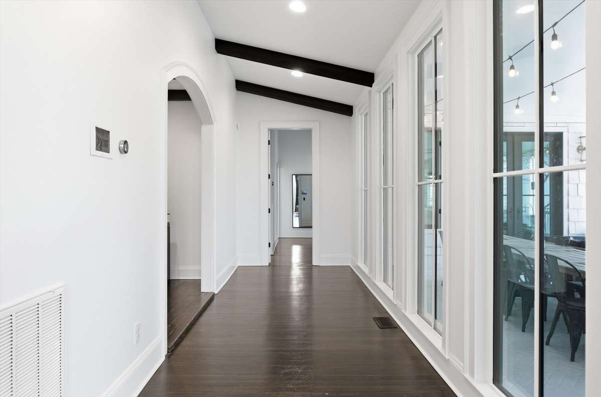 Hall to primary suite