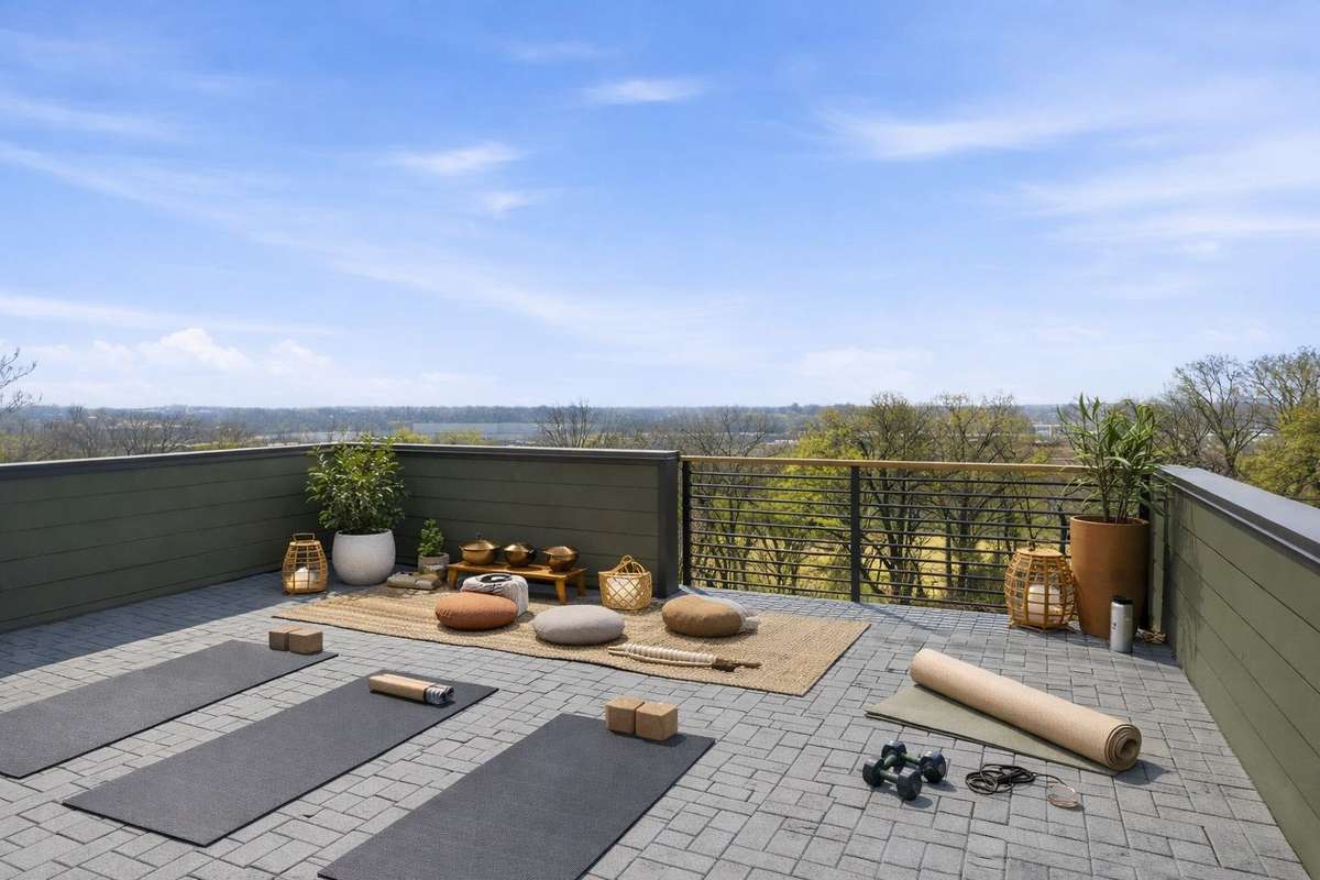 Rooftop overlooking Shelby Park & the Cumberland River: Designed for movement and mindfulness. Optional design for a dedicated outdoor wellness space for yoga, breathwork, or quiet reset.