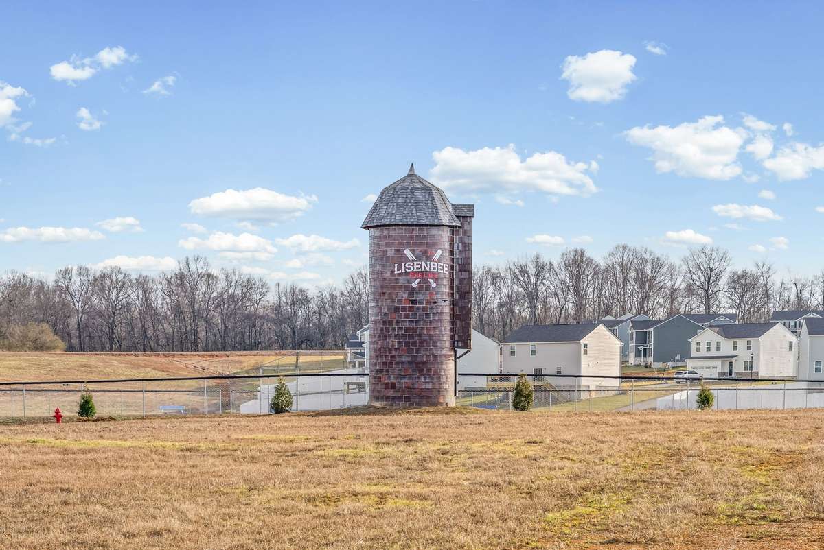 Lisenbee Fields Community