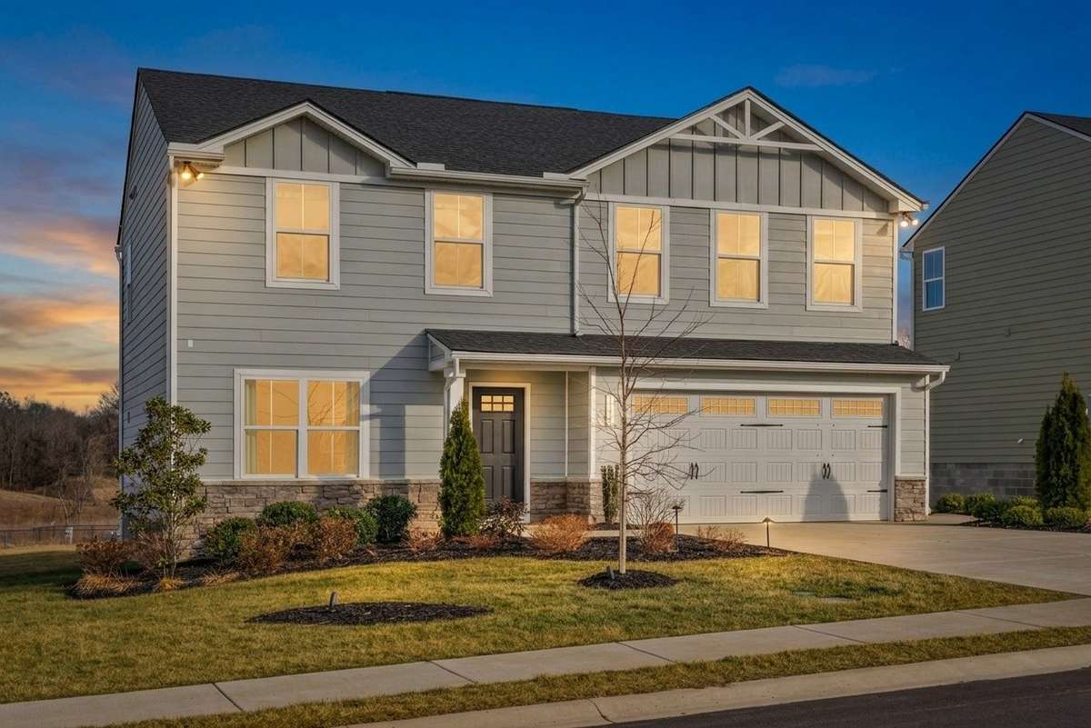 Gorgeous 4 to 5 Bedroom home. 
Enhanced image