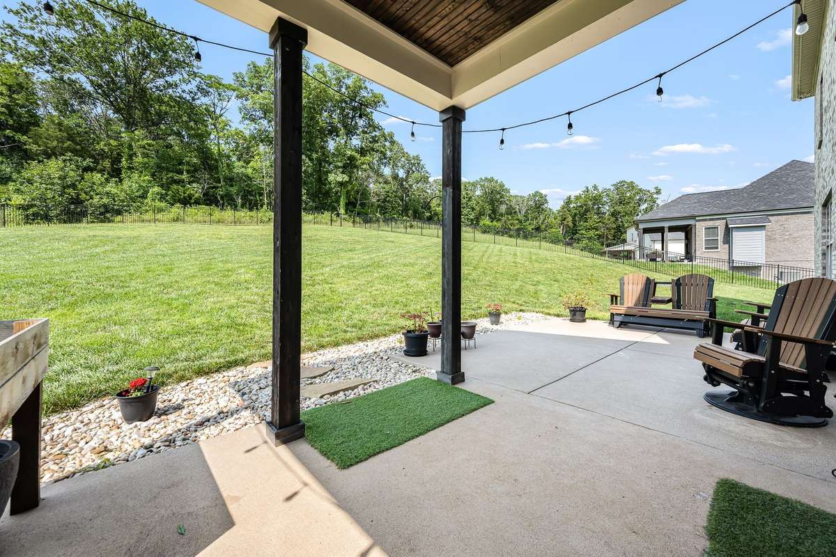 Awesome space for outdoor entertaining!