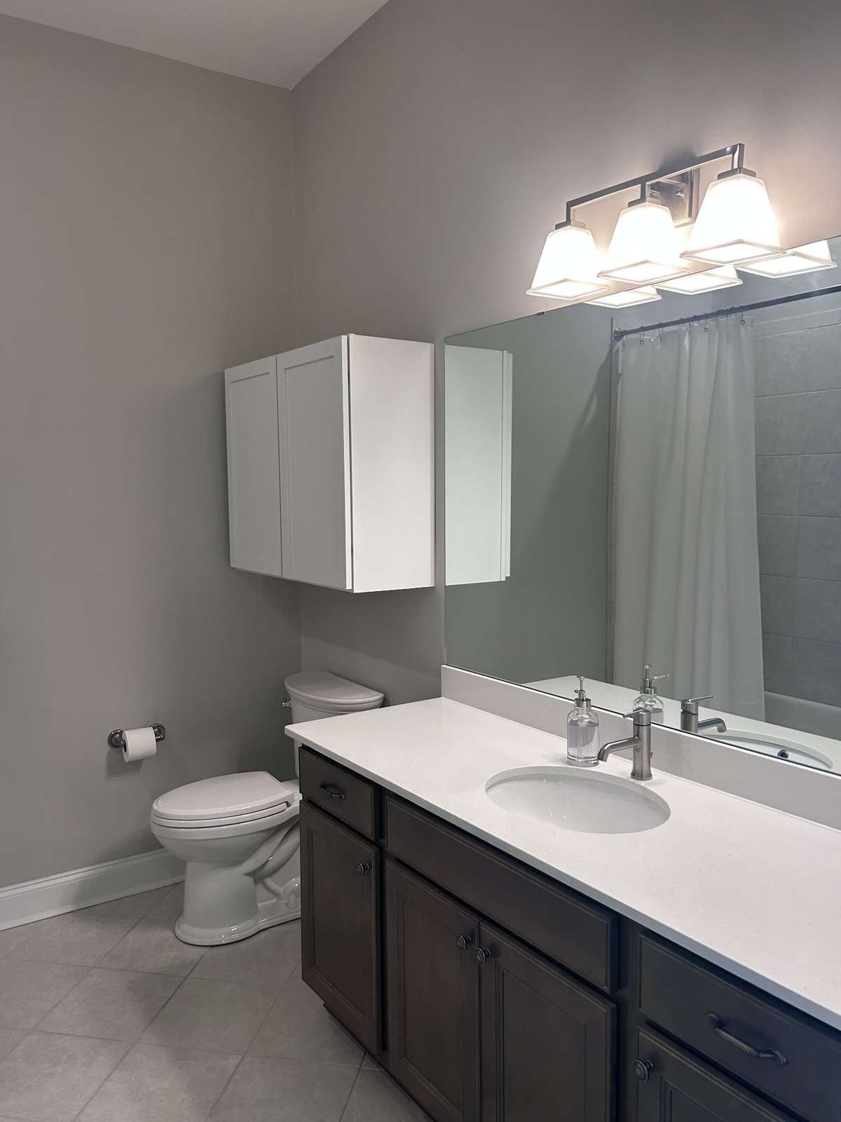 2nd Bathroom