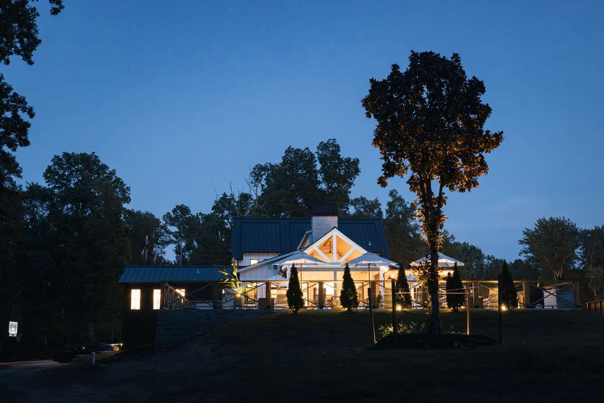 Nighttime View of 5530 Pinewood!
